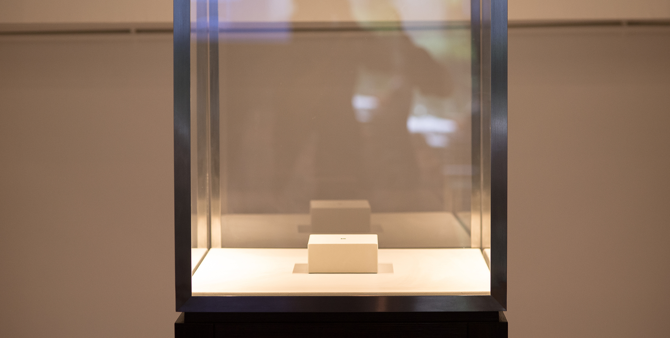 An empty display case in a museum