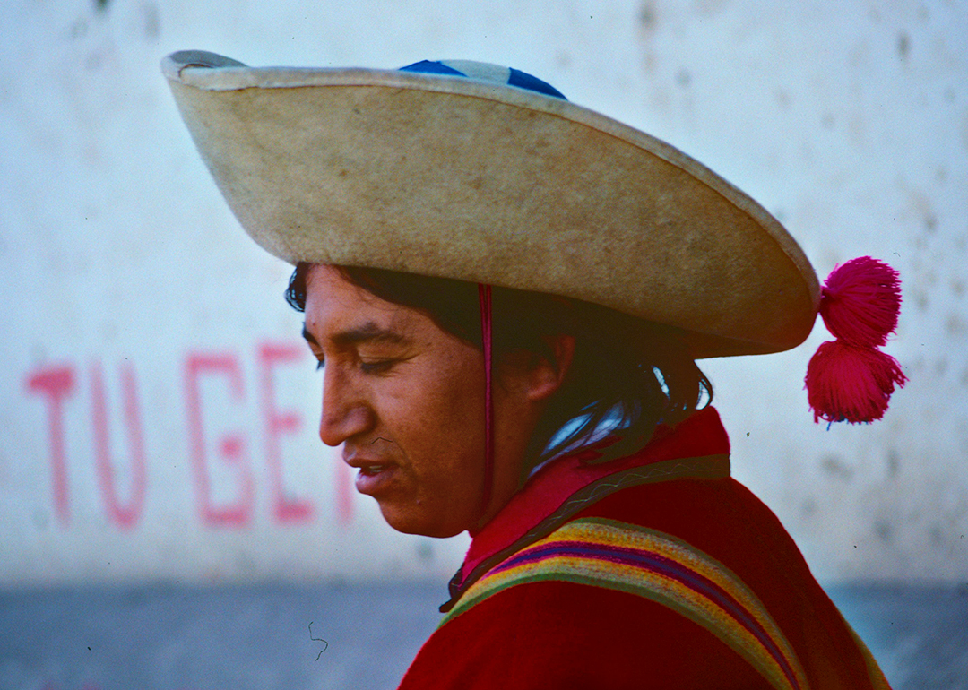 Ecuadorian performer wearing a traditional hat