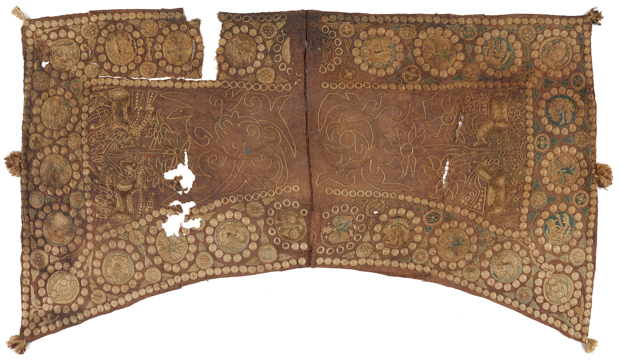 old horse cover with medallions rimming the border 